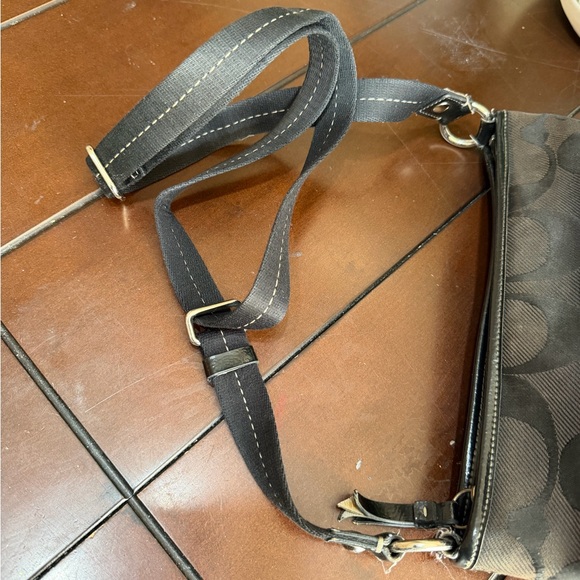 Coach Black crossbody - Picture 12 of 15